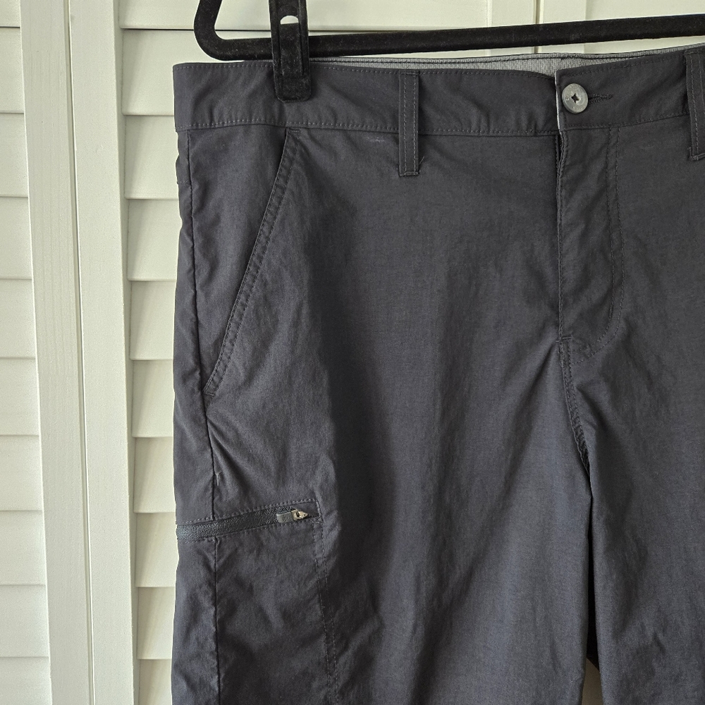 Eddie Bauer Guide Pro Shorts Men's Black Zip Cargo Pocket Nylon Stretch Size 38 - Picture 2 of 13